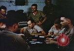 Image opérateurs de caméra sur un navire de la marine américaine théâtre du Pacifique, 1944, de la seconde 46 séquences d'archives historiques vidéo 65675064079
