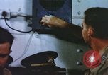 Image opérateurs de caméra sur un navire de la marine américaine théâtre du Pacifique, 1944, de la seconde 53 séquences d'archives historiques vidéo 65675064079