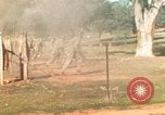 Image Les Marines américains s'entraînent sur un parcours d'assaut sous le feu ennemi Australie, 1943, de la seconde 13 séquences d'archives historiques vidéo 65675064080