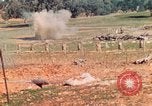 Image Les Marines américains s'entraînent sur un parcours d'assaut sous le feu ennemi Australie, 1943, de la seconde 34 séquences d'archives historiques vidéo 65675064080