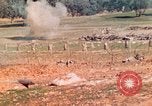 Image Les Marines américains s'entraînent sur un parcours d'assaut sous le feu ennemi Australie, 1943, de la seconde 36 séquences d'archives historiques vidéo 65675064080