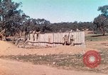 Image Les Marines américains s'entraînent sur un parcours d'assaut sous le feu ennemi Australie, 1943, de la seconde 52 séquences d'archives historiques vidéo 65675064080
