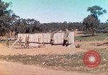 Image Les Marines américains s'entraînent sur un parcours d'assaut sous le feu ennemi Australie, 1943, de la seconde 58 séquences d'archives historiques vidéo 65675064080