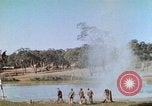 Image 1re US Marine Camp de formation de la Division Australie, 1943, de la seconde 16 séquences d'archives historiques vidéo 65675064082