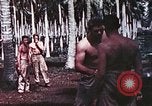 Image 5e Régiment de Marines Pavuvu Île Russell Îles Salomon Îles, 1944, de la seconde 27 séquences d'archives historiques vidéo 65675064086
