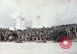 Standbild 5 Marine Regiment Russell Inseln Salomonen, 1944, aus Sekunde 15 historischem Filmmaterial Videoclip 65675064089