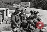 Standbild Geoffrey Keyes Italien, 1945, aus Sekunde 24 historischem Filmmaterial Videoclip 65675064097