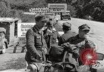 Standbild Geoffrey Keyes Italien, 1945, aus Sekunde 27 historischem Filmmaterial Videoclip 65675064097