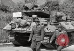 Standbild Geoffrey Keyes Italien, 1945, aus Sekunde 40 historischem Filmmaterial Videoclip 65675064097