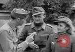 Standbild Geoffrey Keyes Italien, 1945, aus Sekunde 57 historischem Filmmaterial Videoclip 65675064097