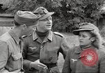 Standbild Geoffrey Keyes Italien, 1945, aus Sekunde 62 historischem Filmmaterial Videoclip 65675064097