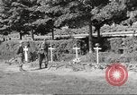Standbild erfassten deutschen Soldaten Turin Italien, 1945, aus Sekunde 11 historischem Filmmaterial Videoclip 65675064099