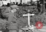 Standbild erfassten deutschen Soldaten Turin Italien, 1945, aus Sekunde 13 historischem Filmmaterial Videoclip 65675064099