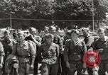 Image soldats allemands capturés Turin Italie, 1945, de la seconde 58 séquences d'archives historiques vidéo 65675064101
