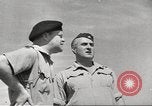 Standbild jugoslawischen und griechische Flüchtlinge Ägypten, 1945, aus Sekunde 30 historischem Filmmaterial Videoclip 65675064105