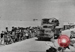Standbild jugoslawischen und griechische Flüchtlinge Ägypten, 1945, aus Sekunde 60 historischem Filmmaterial Videoclip 65675064105