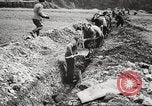Image villageois allemand Allemagne, 1945, de la seconde 48 séquences d'archives historiques vidéo 65675064117
