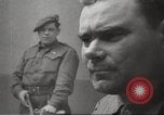 Standbild KZ Bergen-Belsen Deutschland, 1945, aus Sekunde 8 historischem Filmmaterial Videoclip 65675064129