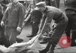 Image le camp de concentration de Bergen-Belsen Allemagne, 1945, de la seconde 14 séquences d'archives historiques vidéo 65675064130