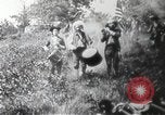 Image Civils américains pendant la Seconde Guerre mondiale United States USA, 1942, de la seconde 8 séquences d'archives historiques vidéo 65675064132