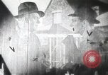 Image Civils américains pendant la Seconde Guerre mondiale United States USA, 1942, de la seconde 19 séquences d'archives historiques vidéo 65675064132
