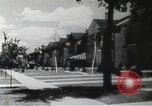 Image Civils américains pendant la Seconde Guerre mondiale United States USA, 1942, de la seconde 30 séquences d'archives historiques vidéo 65675064132