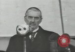 Image Neville Chamberlain London England Royaume-Uni, 1940, de la seconde 7 séquences d'archives historiques vidéo 65675064195