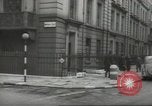 Standbild Arzt Chaineizmann London England Vereinigtes Königreich, 1944, aus Sekunde 3 historischem Filmmaterial Videoclip 65675064200