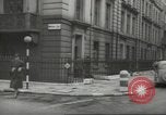 Standbild Arzt Chaineizmann London England Vereinigtes Königreich, 1944, aus Sekunde 14 historischem Filmmaterial Videoclip 65675064200