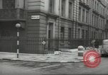 Standbild Arzt Chaineizmann London England Vereinigtes Königreich, 1944, aus Sekunde 18 historischem Filmmaterial Videoclip 65675064200
