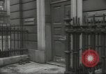 Standbild Arzt Chaineizmann London England Vereinigtes Königreich, 1944, aus Sekunde 20 historischem Filmmaterial Videoclip 65675064200