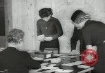 Standbild das Internationale Rote Kreuz Genf Schweiz, 1939, aus Sekunde 62 historischem Filmmaterial Videoclip 65675064210