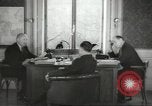 Image Ernest J Swift Genève Suisse, 1939, de la seconde 25 séquences d'archives historiques vidéo 65675064211