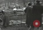 Immagine di Lavoratori trincea di scavo Londra Inghilterra Regno Unito, 1938, secondo 10 filmato di repertorio 65675064221