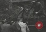 Immagine di Lavoratori trincea di scavo Londra Inghilterra Regno Unito, 1938, secondo 33 filmato di repertorio 65675064221