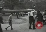 Immagine di Lavoratori trincea di scavo Londra Inghilterra Regno Unito, 1938, secondo 38 filmato di repertorio 65675064221
