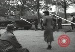 Immagine di Lavoratori trincea di scavo Londra Inghilterra Regno Unito, 1938, secondo 51 filmato di repertorio 65675064221