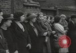 Standbild Kinder evakuiert London England Vereinigtes Königreich, 1939, aus Sekunde 36 historischem Filmmaterial Videoclip 65675064222