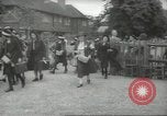 Image enfants britanniques évacuant Londres en Seconde Guerre Mondiale London England Royaume-Uni, 1939, de la seconde 38 séquences d'archives historiques vidéo 65675064227
