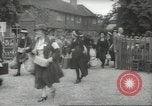 Image enfants britanniques évacuant Londres en Seconde Guerre Mondiale London England Royaume-Uni, 1939, de la seconde 40 séquences d'archives historiques vidéo 65675064227
