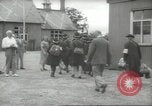 Image enfants britanniques évacuant Londres en Seconde Guerre Mondiale London England Royaume-Uni, 1939, de la seconde 48 séquences d'archives historiques vidéo 65675064227