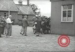 Image enfants britanniques évacuant Londres en Seconde Guerre Mondiale London England Royaume-Uni, 1939, de la seconde 52 séquences d'archives historiques vidéo 65675064227
