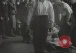 Standbild London Hospital Evakuierungen Zweiten Weltkrieg London England Vereinigtes Königreich, 1939, aus Sekunde 31 historischem Filmmaterial Videoclip 65675064230