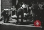 Standbild London Hospital Evakuierungen Zweiten Weltkrieg London England Vereinigtes Königreich, 1939, aus Sekunde 60 historischem Filmmaterial Videoclip 65675064230