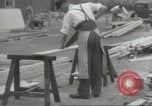 Immagine di seconda guerra mondiale airlock a San Clemente Dane della scuola di grammatica Londra Inghilterra Regno Unito, 1939, secondo 36 filmato di repertorio 65675064232