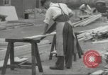 Immagine di seconda guerra mondiale airlock a San Clemente Dane della scuola di grammatica Londra Inghilterra Regno Unito, 1939, secondo 38 filmato di repertorio 65675064232