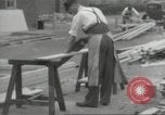 Immagine di seconda guerra mondiale airlock a San Clemente Dane della scuola di grammatica Londra Inghilterra Regno Unito, 1939, secondo 40 filmato di repertorio 65675064232