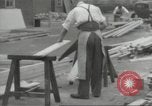 Immagine di seconda guerra mondiale airlock a San Clemente Dane della scuola di grammatica Londra Inghilterra Regno Unito, 1939, secondo 44 filmato di repertorio 65675064232