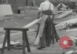 Immagine di seconda guerra mondiale airlock a San Clemente Dane della scuola di grammatica Londra Inghilterra Regno Unito, 1939, secondo 45 filmato di repertorio 65675064232
