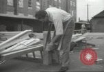 Immagine di seconda guerra mondiale airlock a San Clemente Dane della scuola di grammatica Londra Inghilterra Regno Unito, 1939, secondo 57 filmato di repertorio 65675064232